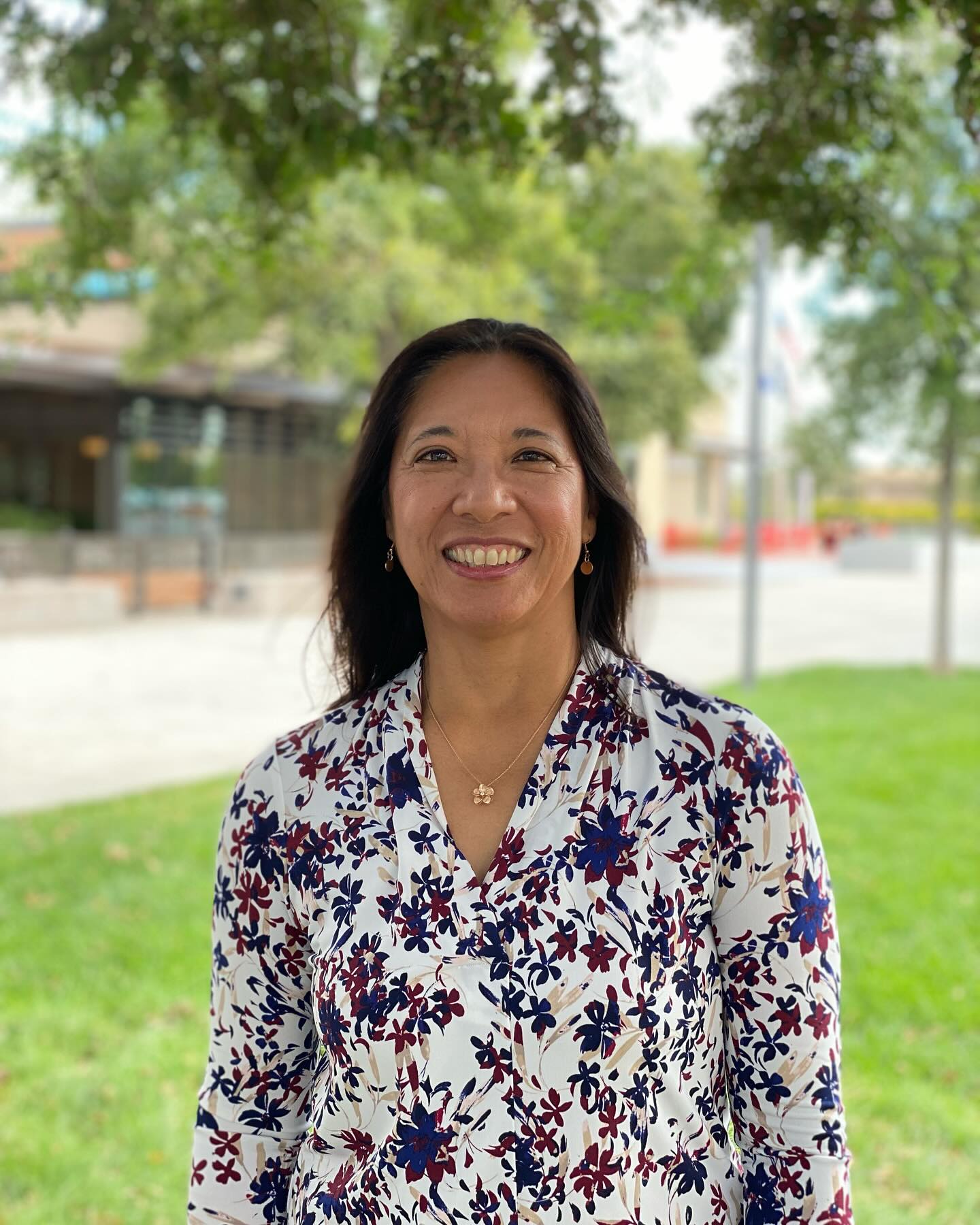 What better way to lead into Thanksgiving than with a grateful thank you to Anacleta Thorne, a Veteran who served in the U.S. Air Force as a wife and mom. Thank you, Ana, for your service and for sharing your story. Please see her story on our Trapezeltd YouTube page, follow us on @Trapeze Facebook or on our website.